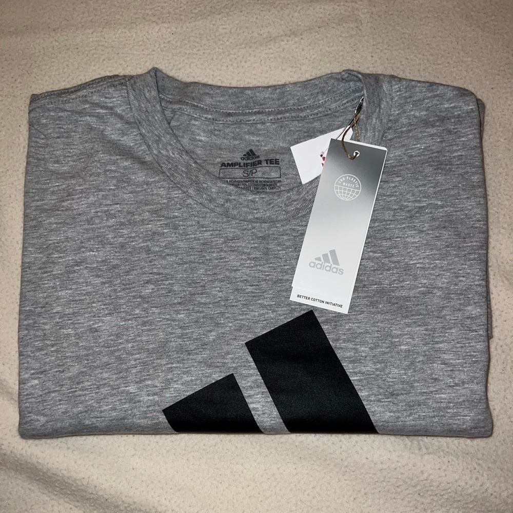 Grey Adidas Men’s T-Shirt